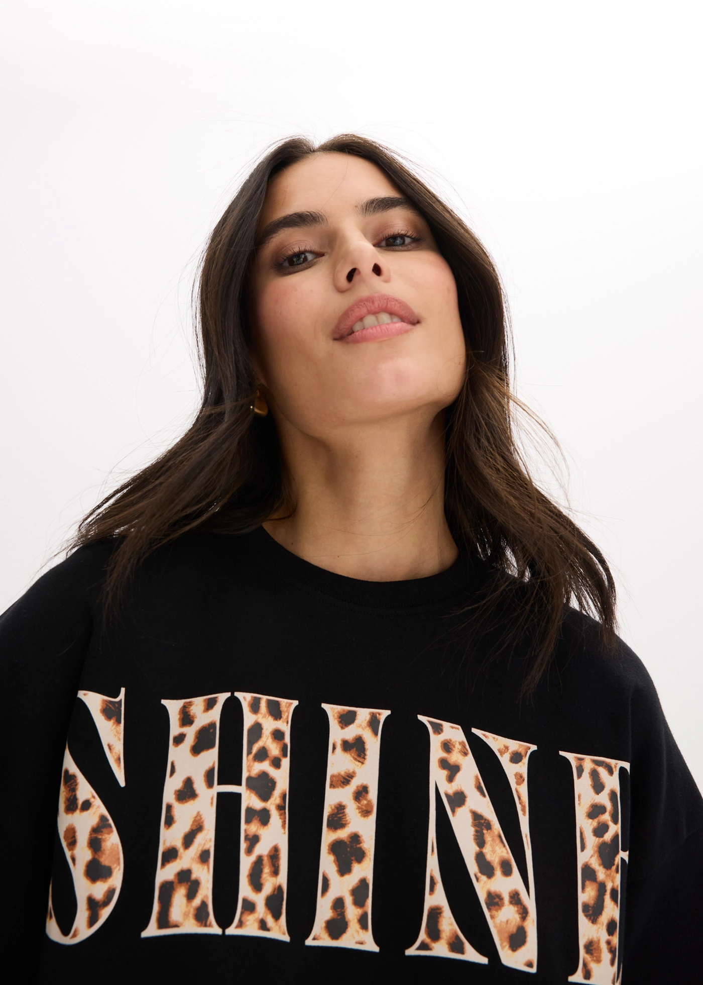 Cropped T-shirt van biologisch katoen • zwart luipaardprint • bonprix online shop