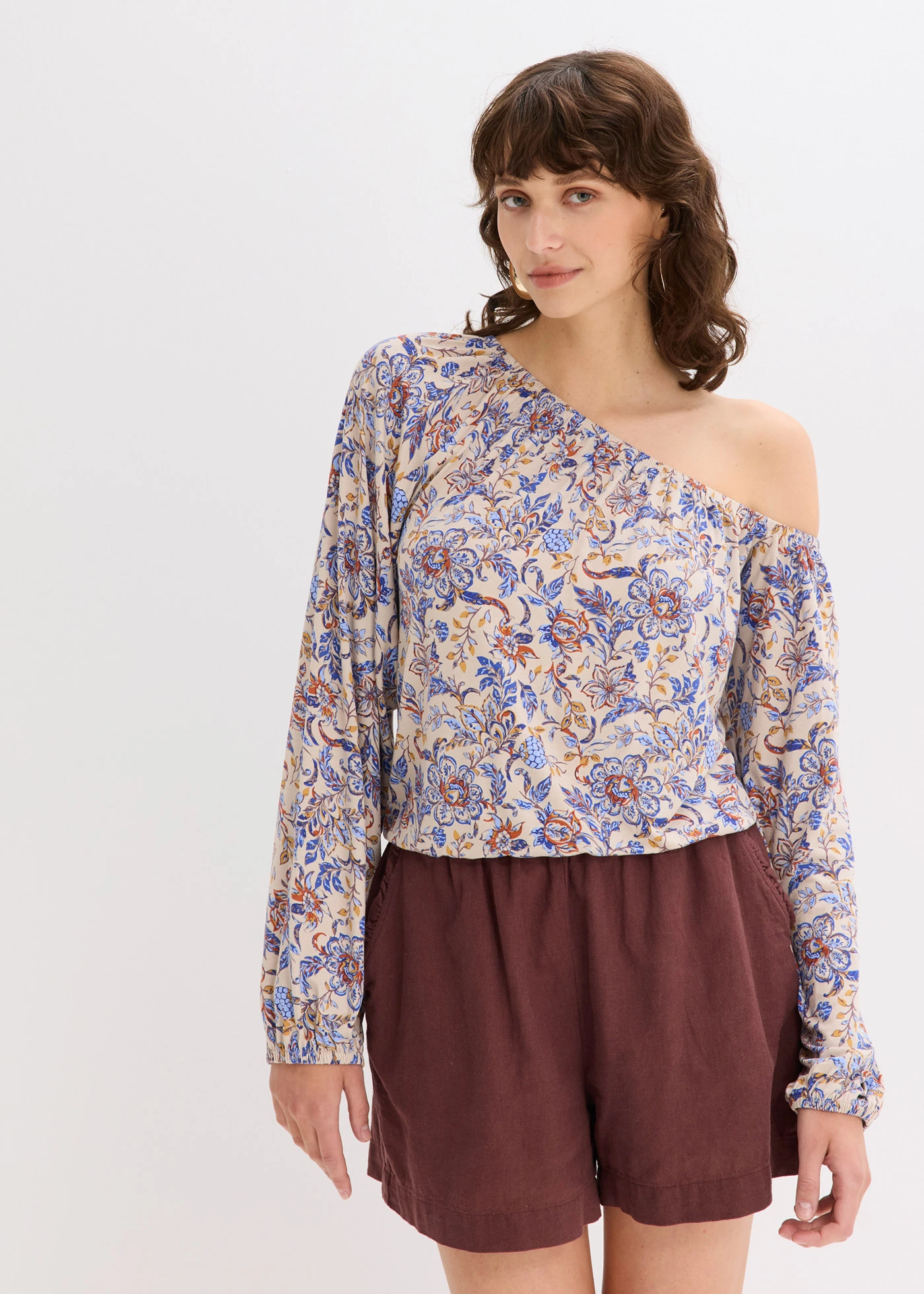 Tričko na jedno rameno • světle písková s květy • bonprix obchod