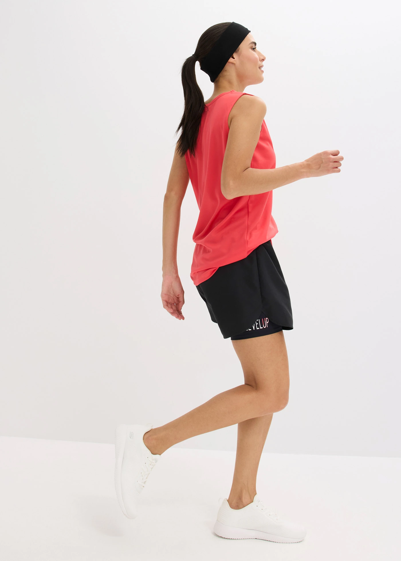 Pantaloni scurți sport ultra-subțiri 2-în-1 • negru • magazin bonprix