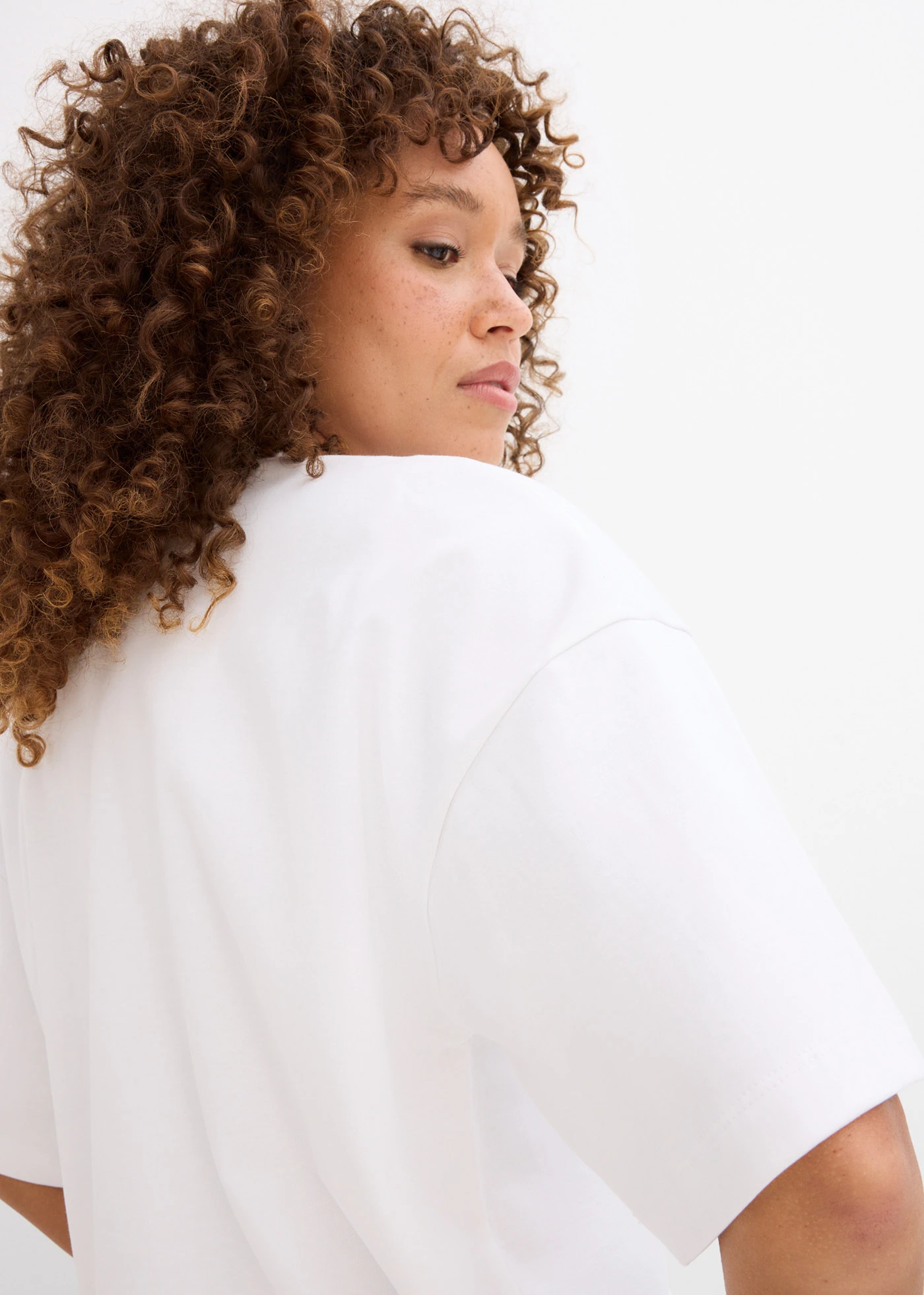 T-shirt oversize en coton épais • blanc • Boutique bonprix