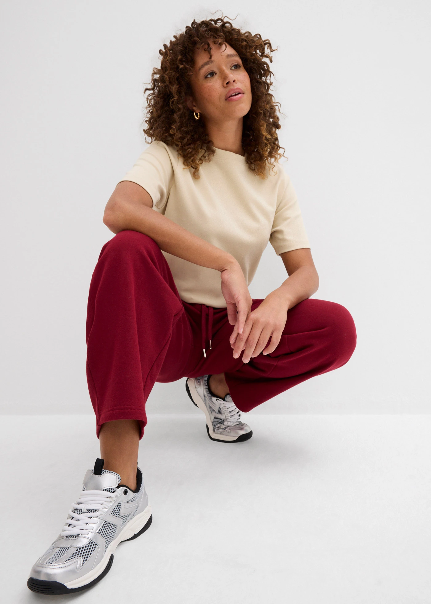 Sweatpants van biologisch katoen • pruimrood • bonprix online shop