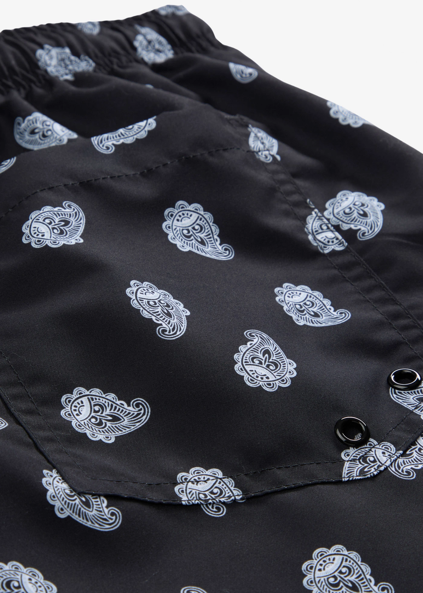 Pánské koupací šortky • černo-přírodní bílá s kašmírovým vzorem • bonprix obchod