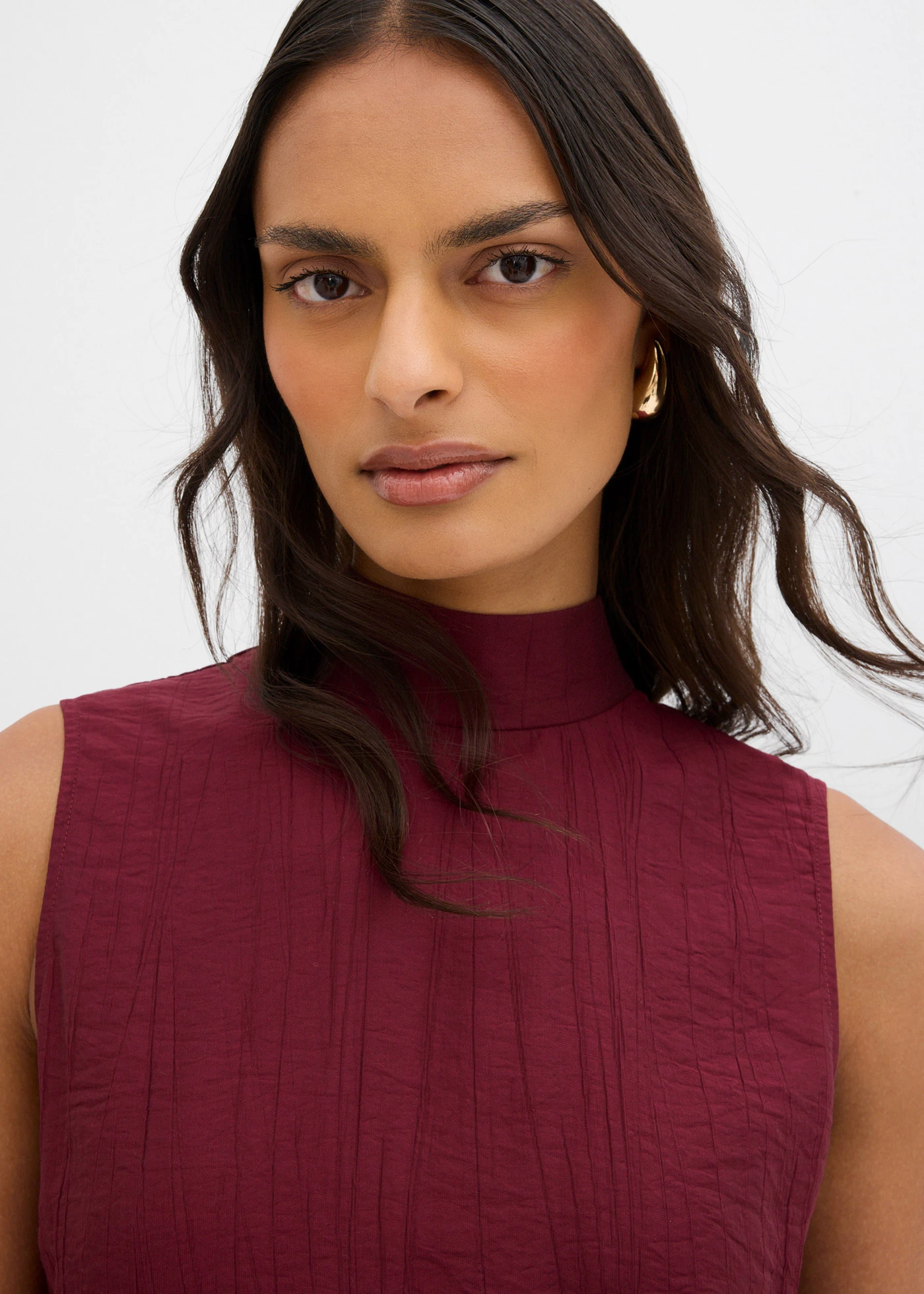 Hosszú top struktúrás viszkóz-keverékből • juharpiros • bonprix áruház