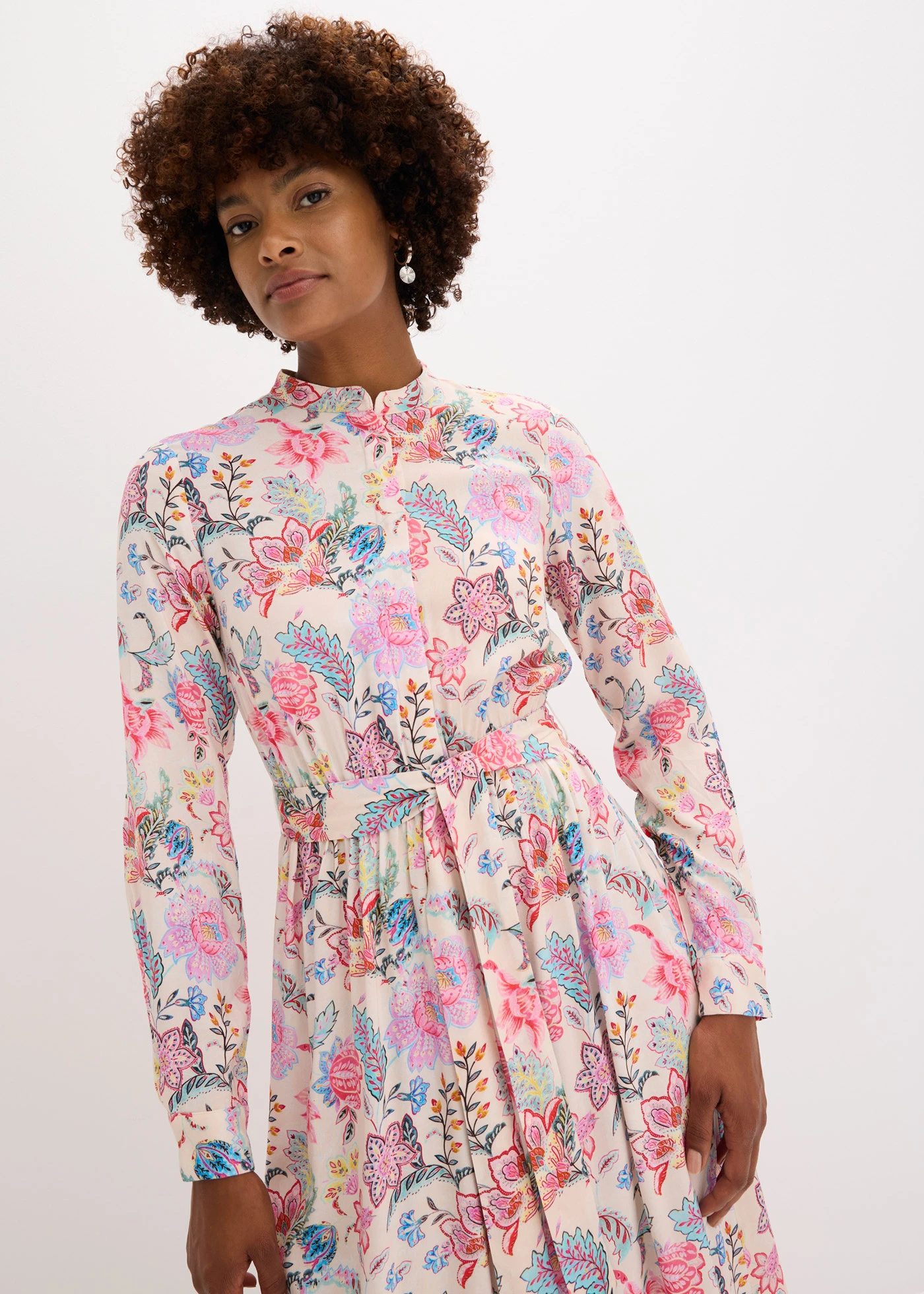 Robe longue à imprimé floral • magenta à fleurs • Boutique bonprix