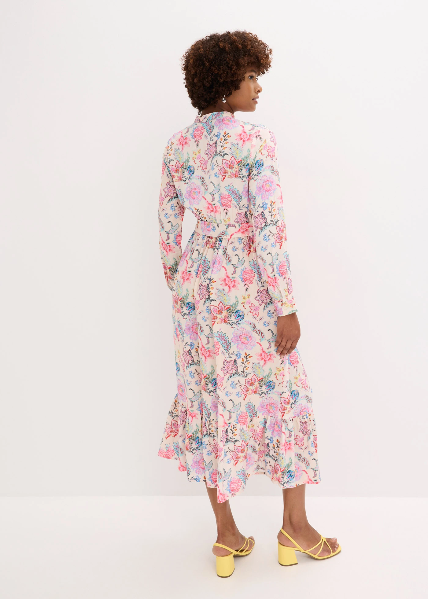 Robe longue à imprimé floral • magenta à fleurs • Boutique bonprix
