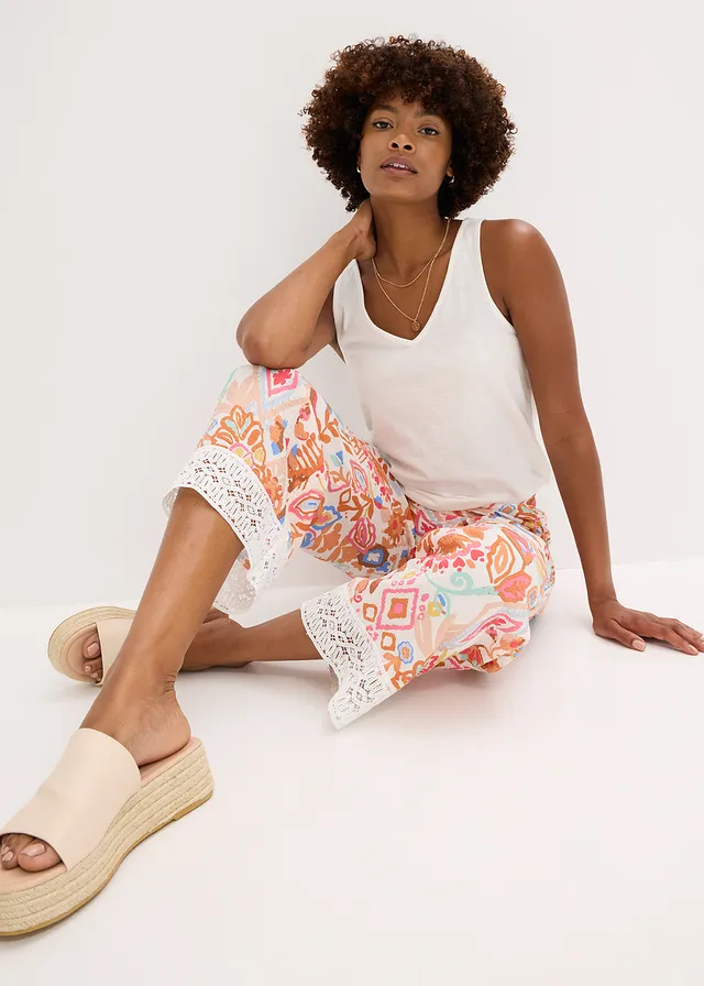Pantalon avec bordure dentelle • écru imprimé • product-page.page-title-suffix