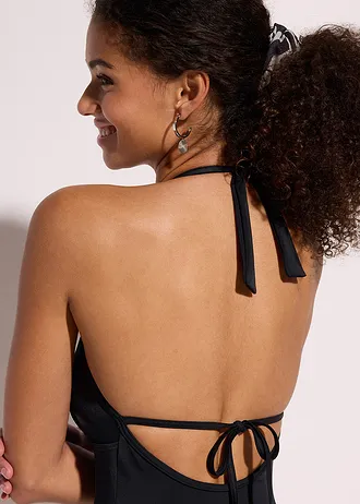 Halter badpak met een diep decolleté • zwart • bonprix online shop