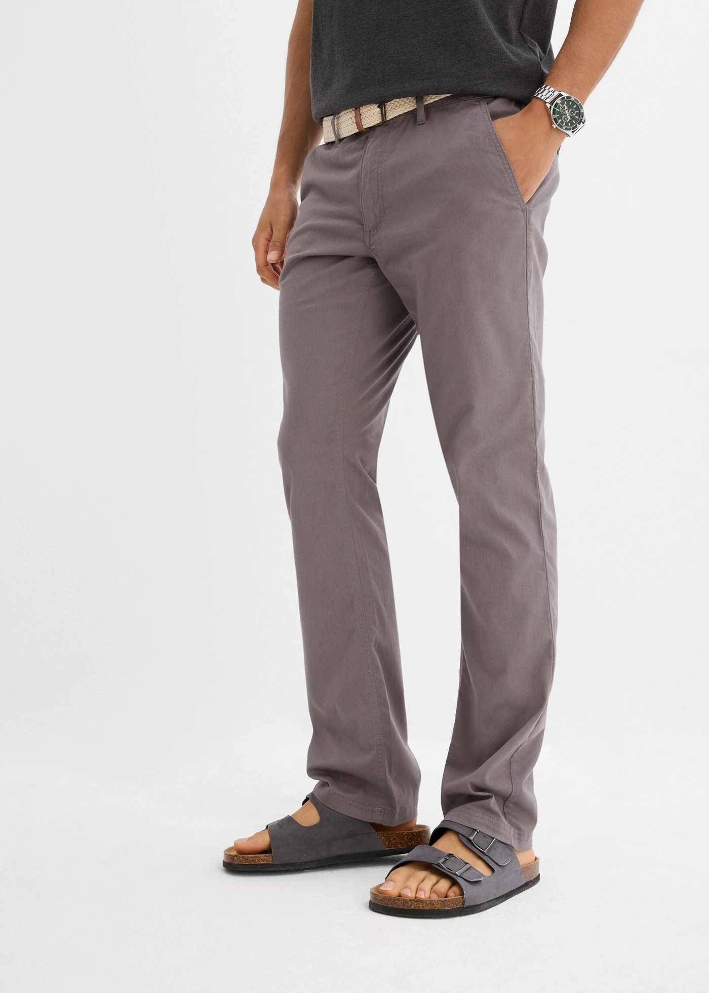 Pantalon chino extensible avec ceinture, coupe droite et loose • gris fumée • Boutique bonprix