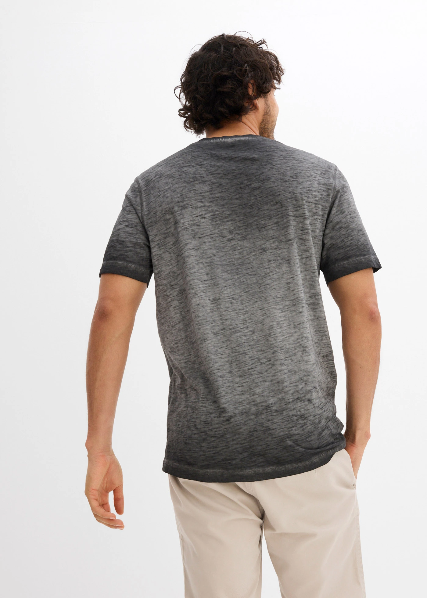 T-shirt col tunisien 100% coton, aspect délavé • gris ardoise used • Boutique bonprix