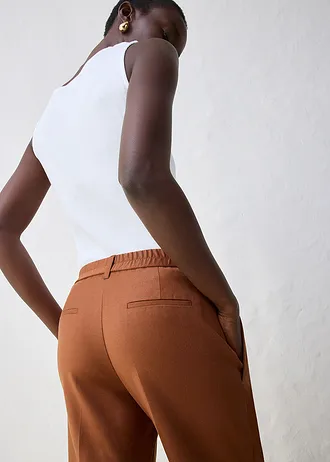 Vlněné kalhoty se sklady u pasu • cihlově hnědá • bonprix obchod