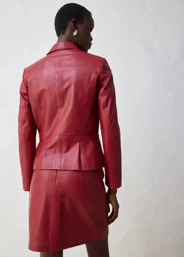 Blazer court en cuir d’agneau nappa • rouge châtaigne • product-page.page-title-suffix