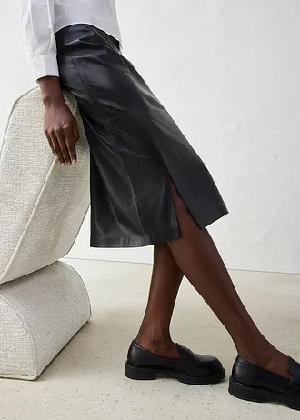 Kožená sukně s rozparkem • černá • bonprix obchod