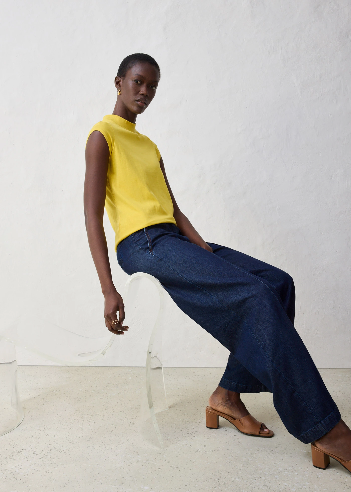 Tričko s podílem hedvábí • jantarová • bonprix obchod