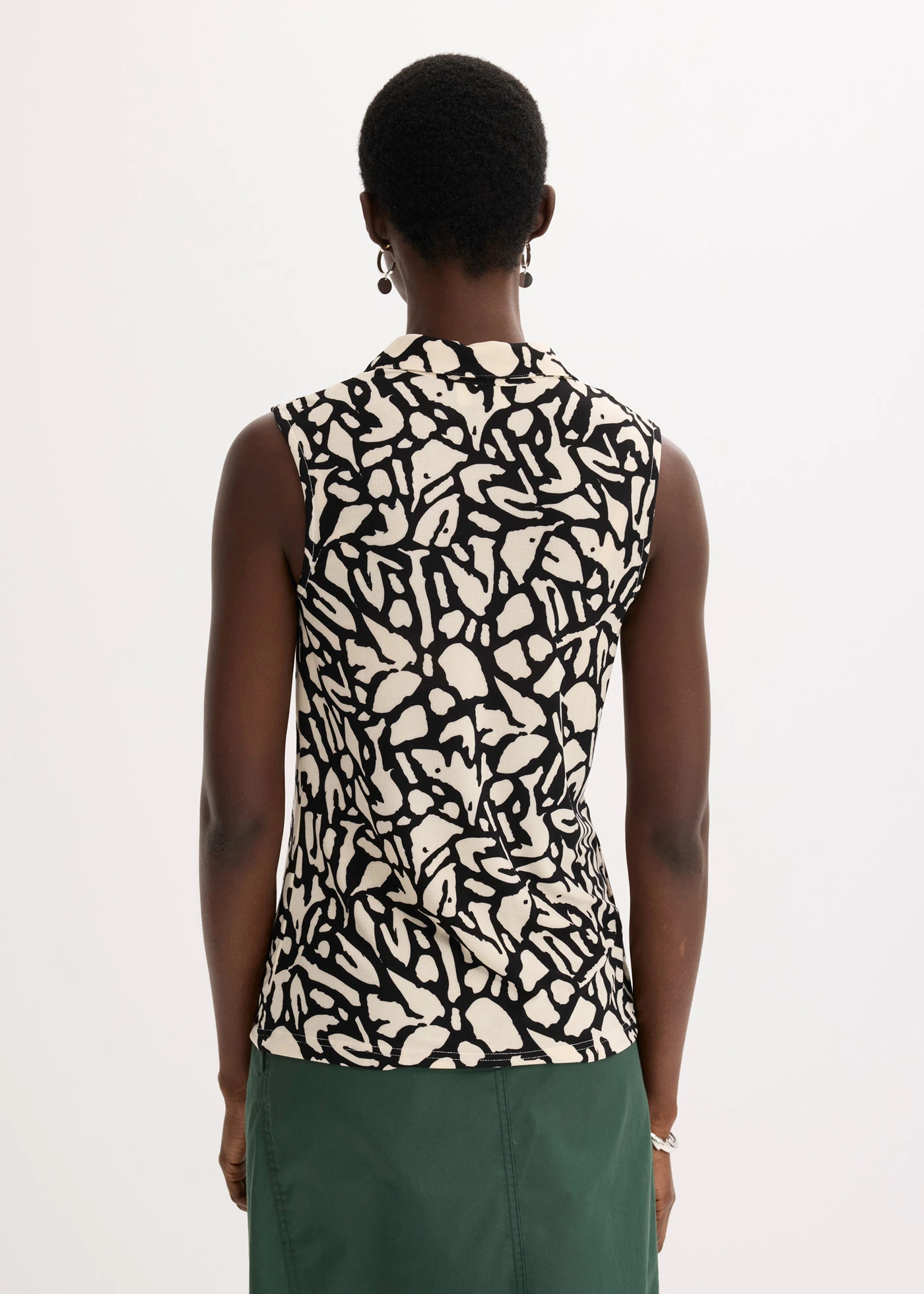 Ujjatlan pólóing ráncolással • fekete-natúr mintás • bonprix áruház