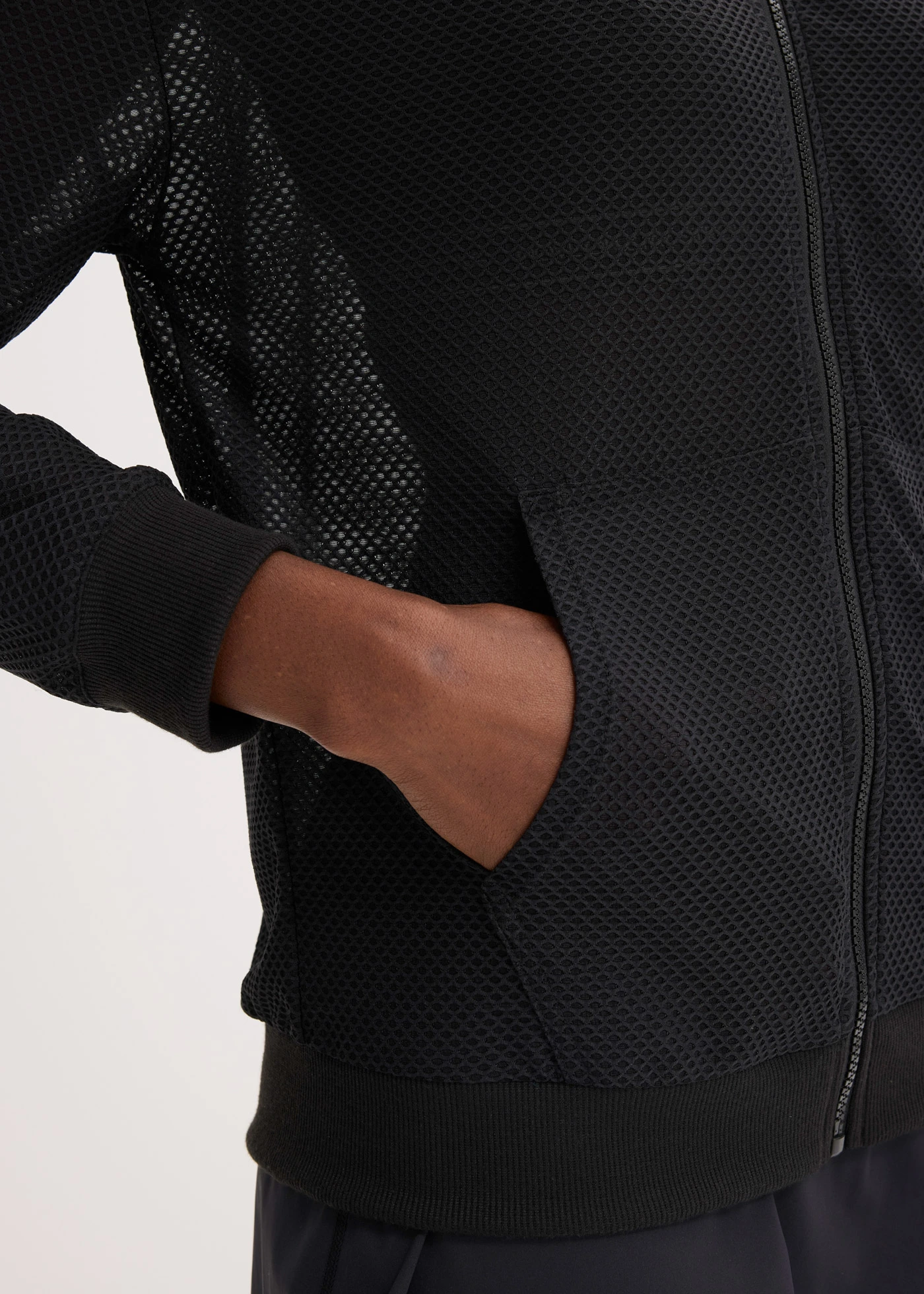 Veste de sport transparente en mesh, oversize • noir • Boutique bonprix