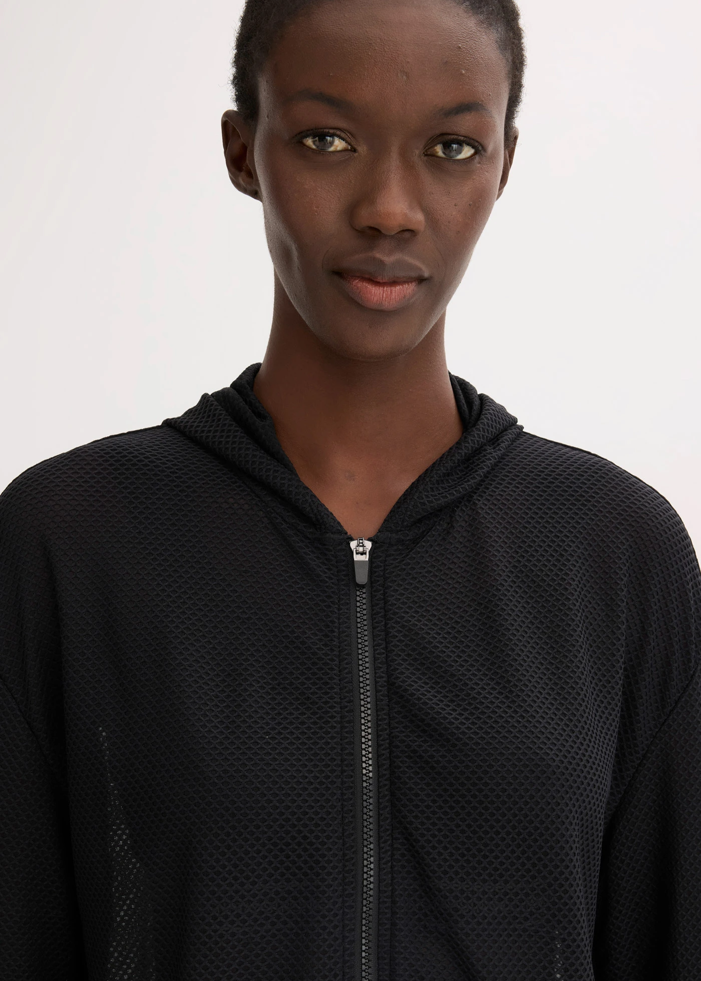 Veste de sport transparente en mesh, oversize • noir • Boutique bonprix