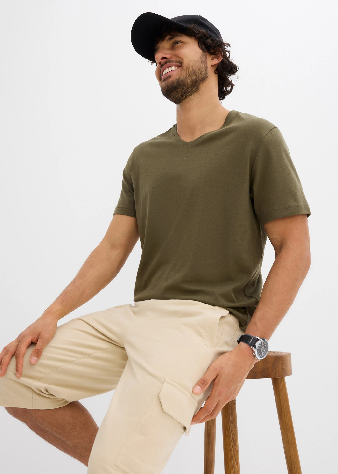 Lot de 3 T-shirts col V • roseau mat + olive foncé + anthracite • Boutique bonprix