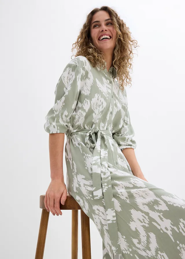 Robe-chemise en viscose fluide • gris vert/écru imprimé • product-page.page-title-suffix