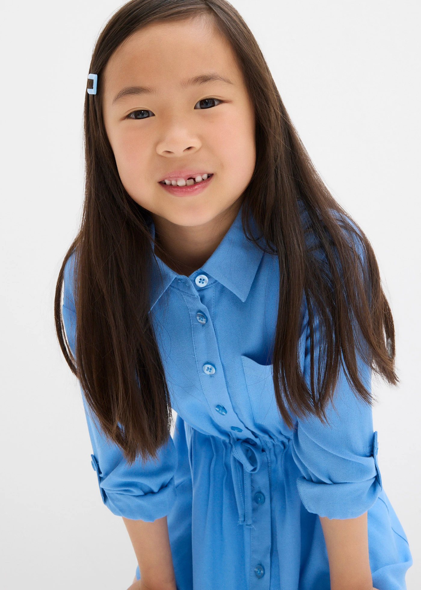 Halenkové šaty ze splývavé viskózy • středně modrá • bonprix obchod