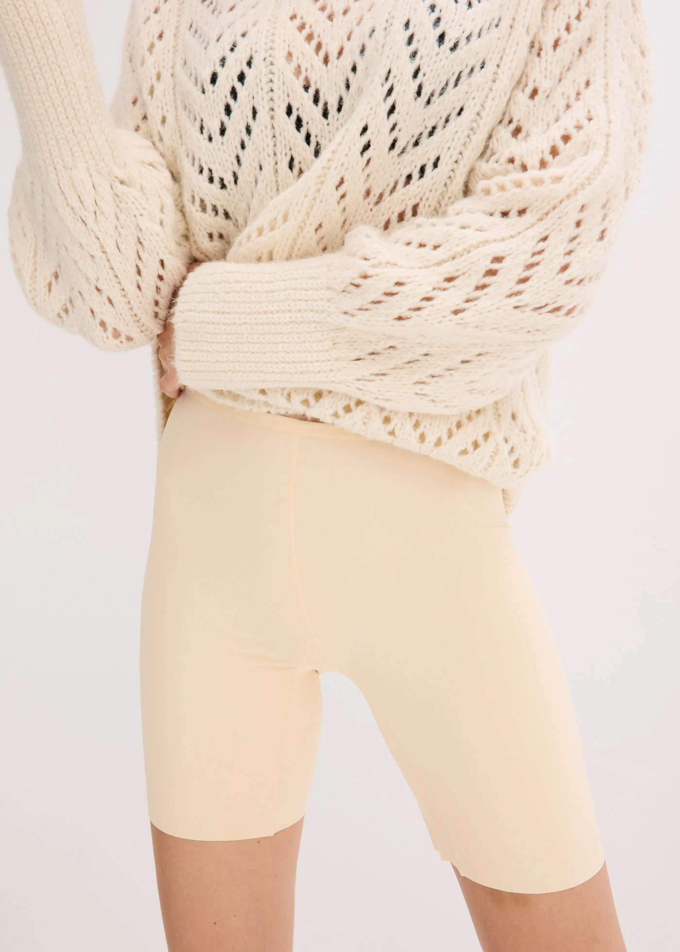 Anti-schuur biker short met verkoelend materiaal • beige • bonprix online shop