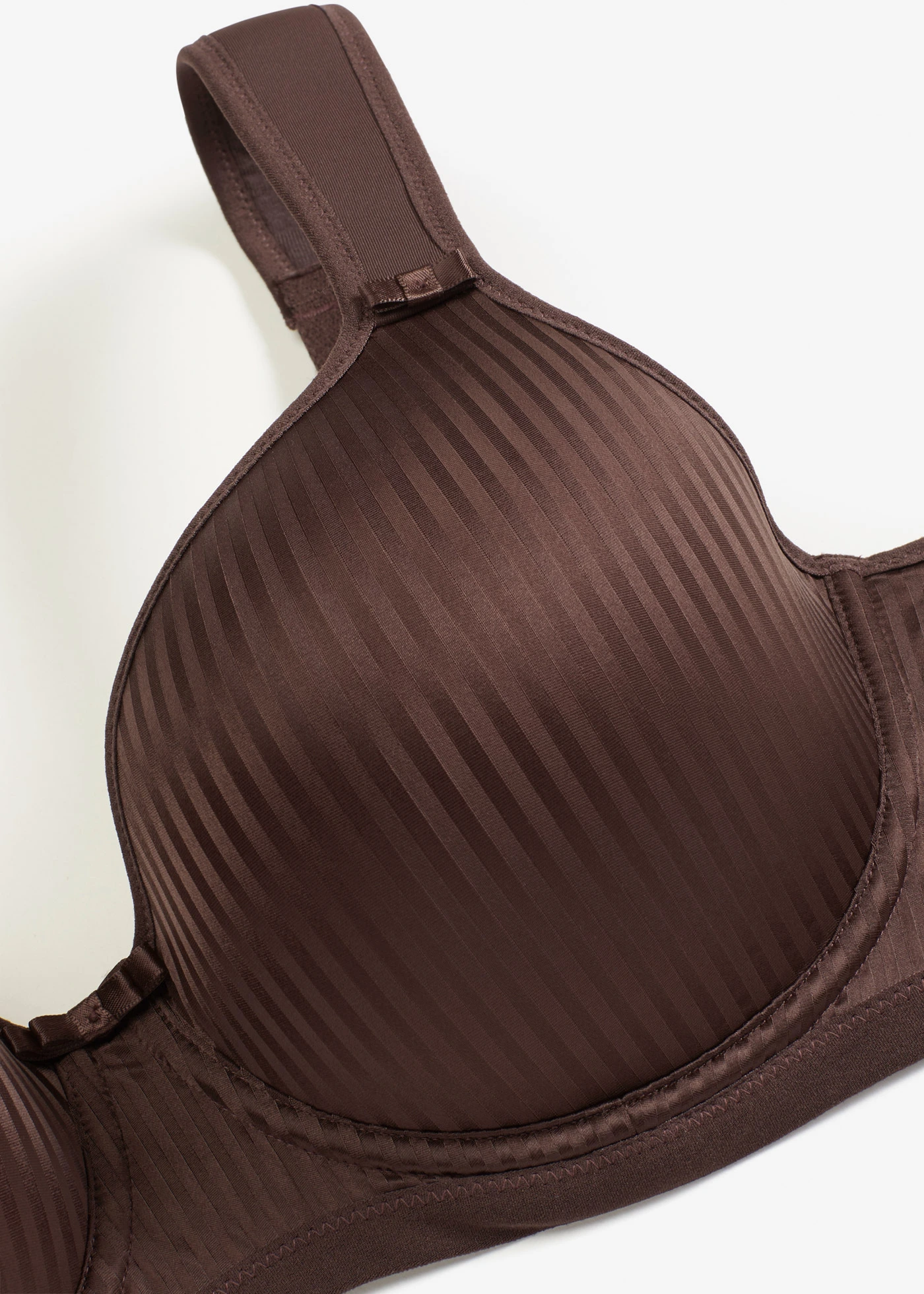Vyztužená podprsenka s polstrovanými ramínky a lesklým efektem • tmavě hnědá s proužky • bonprix obchod