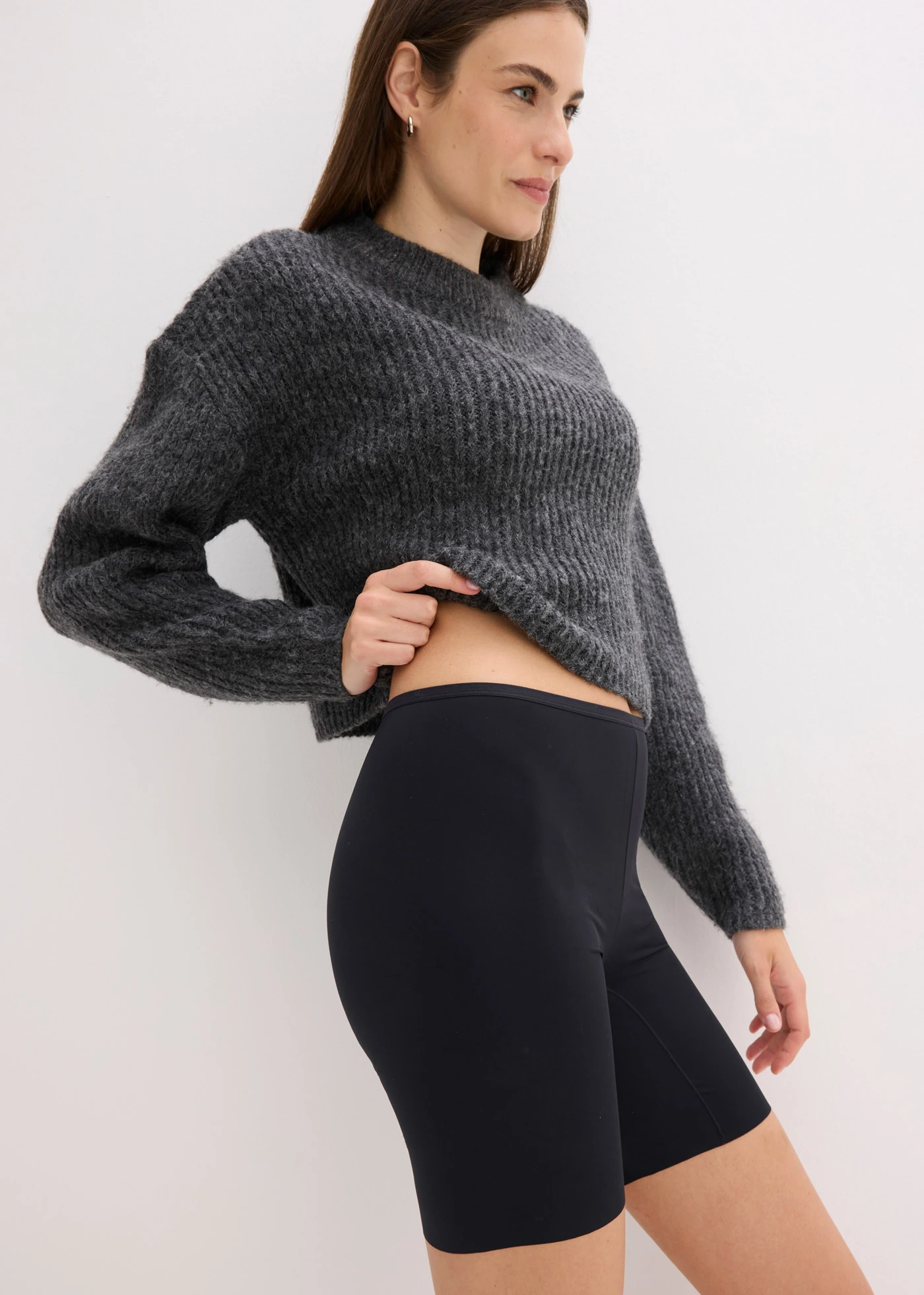 Cycliste anti-frottement en matière rafraîchissante • noir • Boutique bonprix