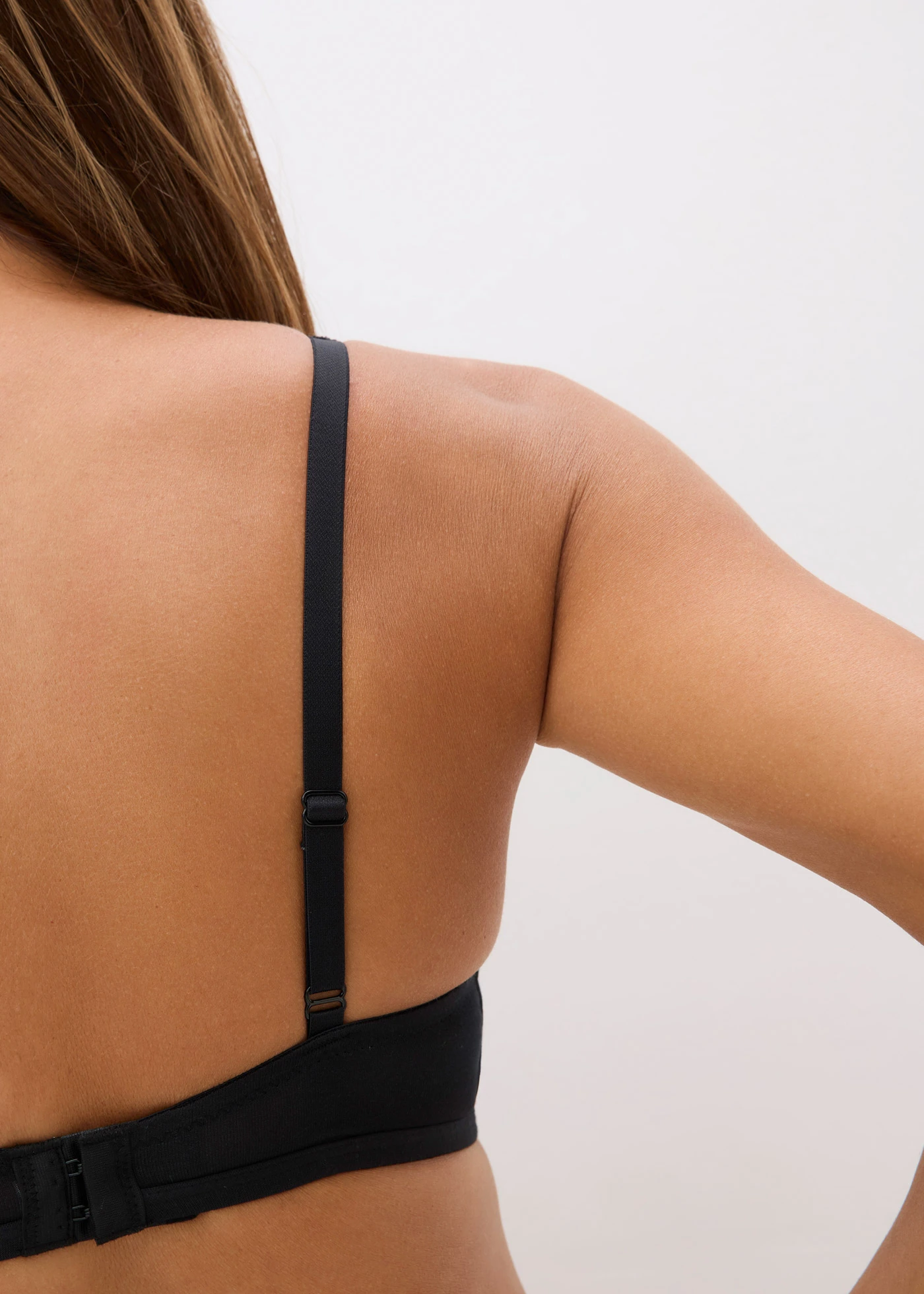 Podprsenkový top Feel Comfort, z jemného modalu • černá • bonprix obchod