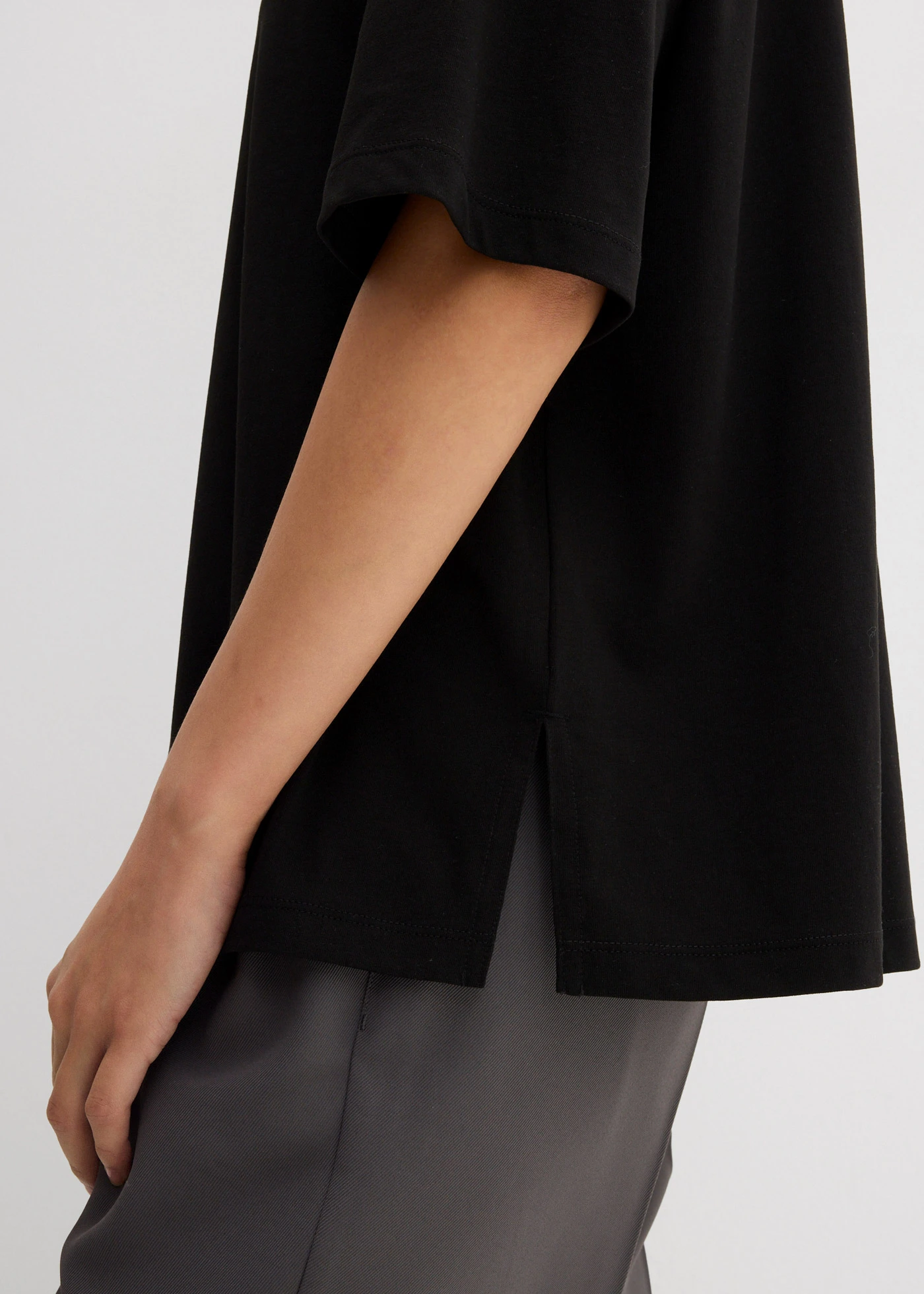 Volné tričko z bavlněné směsi • černá • bonprix obchod