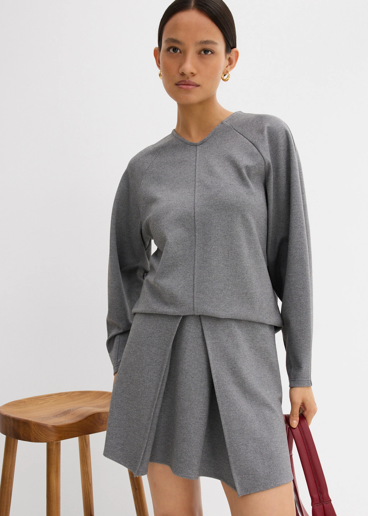 Mini-jupe en Punto di Roma confortable • gris chiné • Boutique bonprix