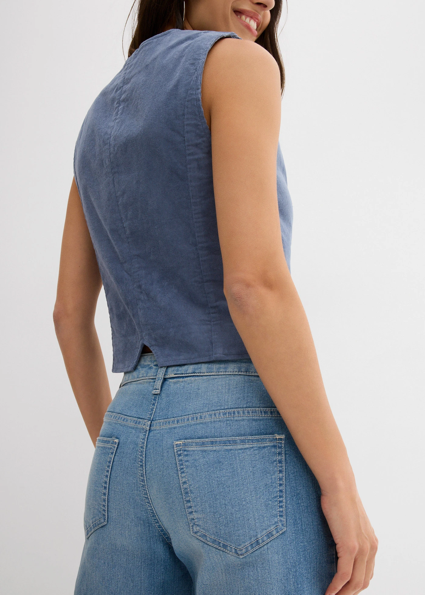 Corduroy vest • rookblauw • bonprix online shop