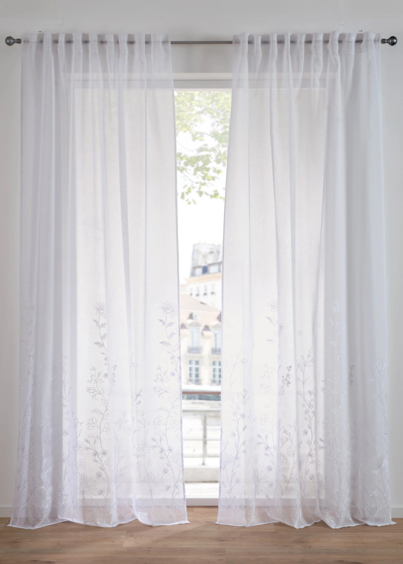 Függöny újrahasznosított poliészterrel (1 db) • fehér/virágmintás • bonprix áruház