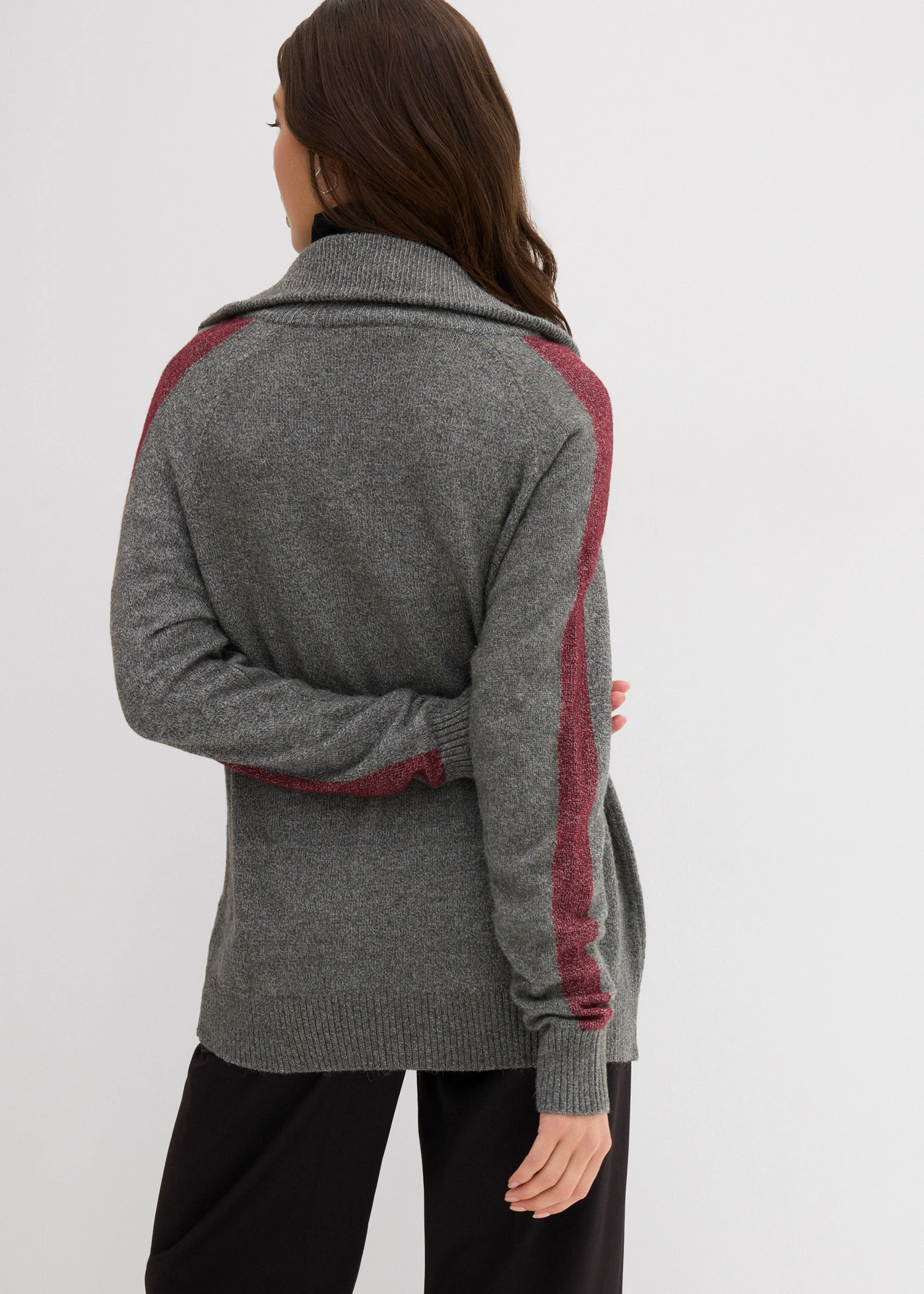 Gilet en maille douce de laine mélangée • gris foncé chiné • Boutique bonprix