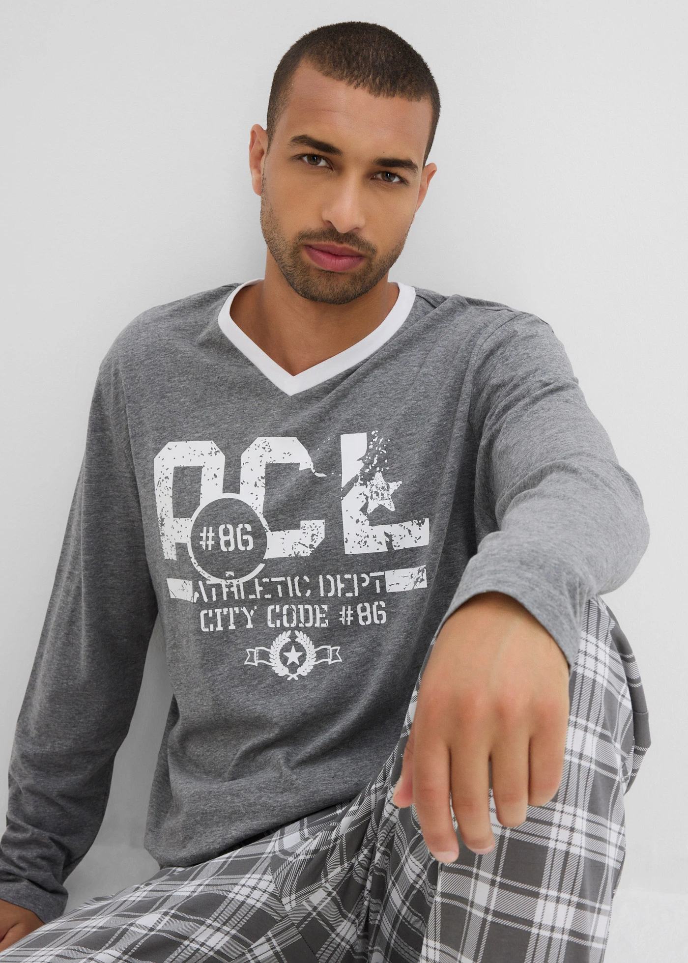 Pyžamo s bavlnou, dlouhý rukáv • šedý melír-bílá • bonprix obchod