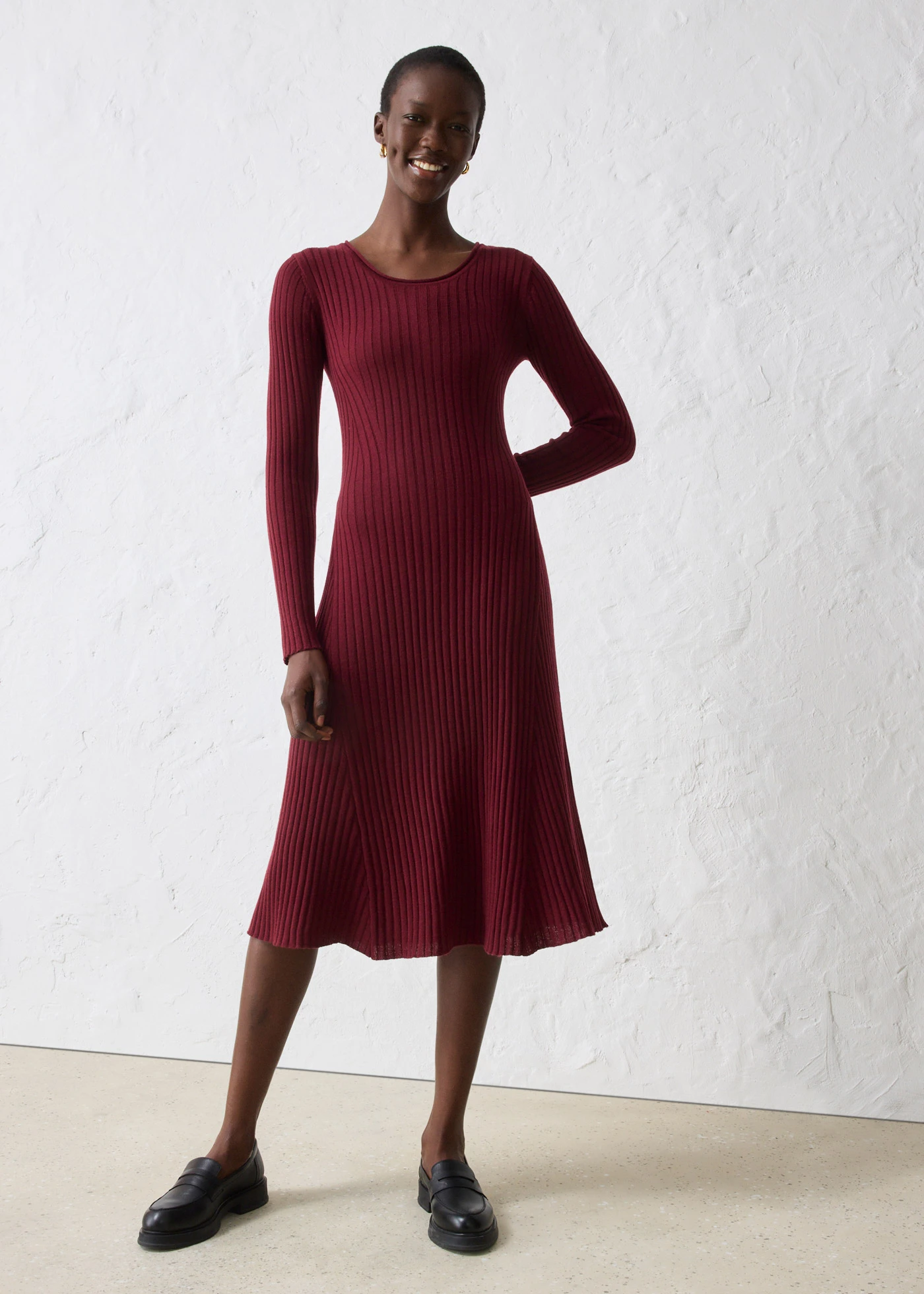 Pletené šaty z merino vlny • javorově červená • bonprix obchod