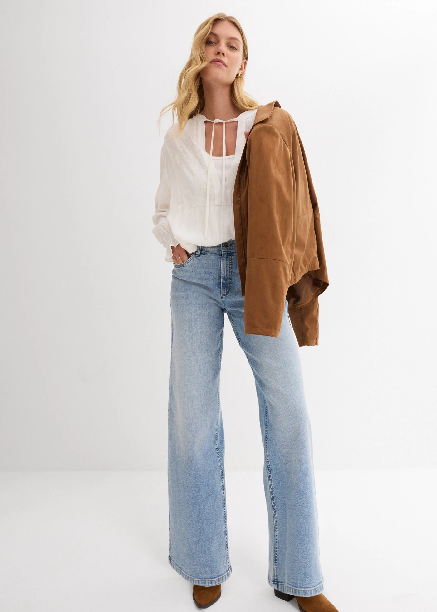 Džíny Wide Leg, High Waist • světle modrý denim used • bonprix obchod