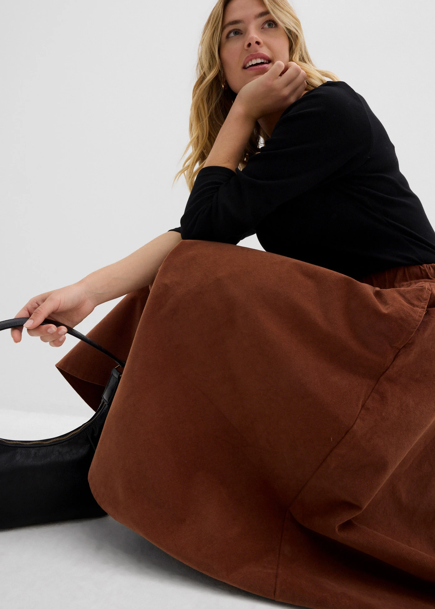 Manšestrová sukně ze směsi s bavlnou • cihlově hnědá • bonprix obchod