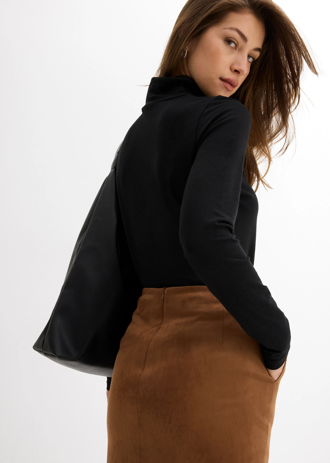 Pouzdrová sukně • karamelová • bonprix obchod