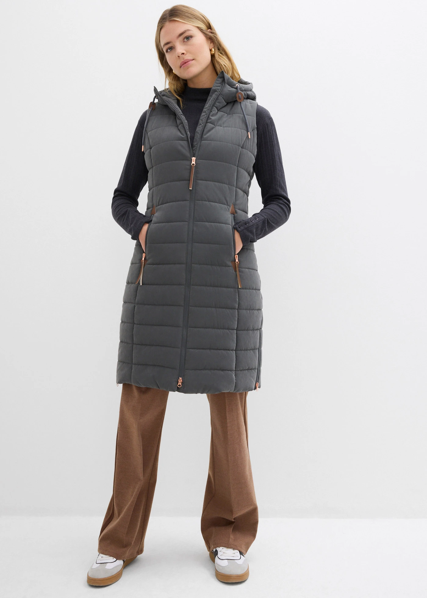 Gilet long sans manches matelassé • anthracite • Boutique bonprix
