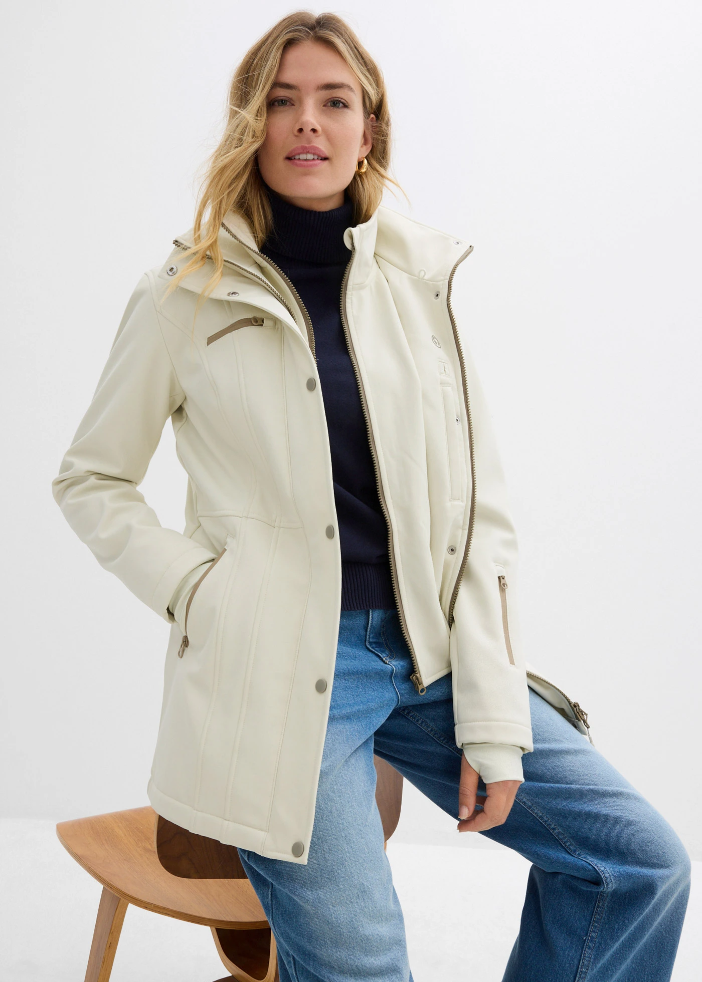 Longue parka en softshell extensible et déperlant • beige • Boutique bonprix