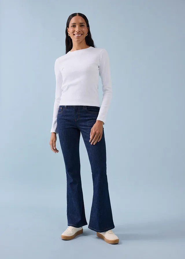 Flared jeans mid waist • donkerblauw denim • product-page.page-title-suffix