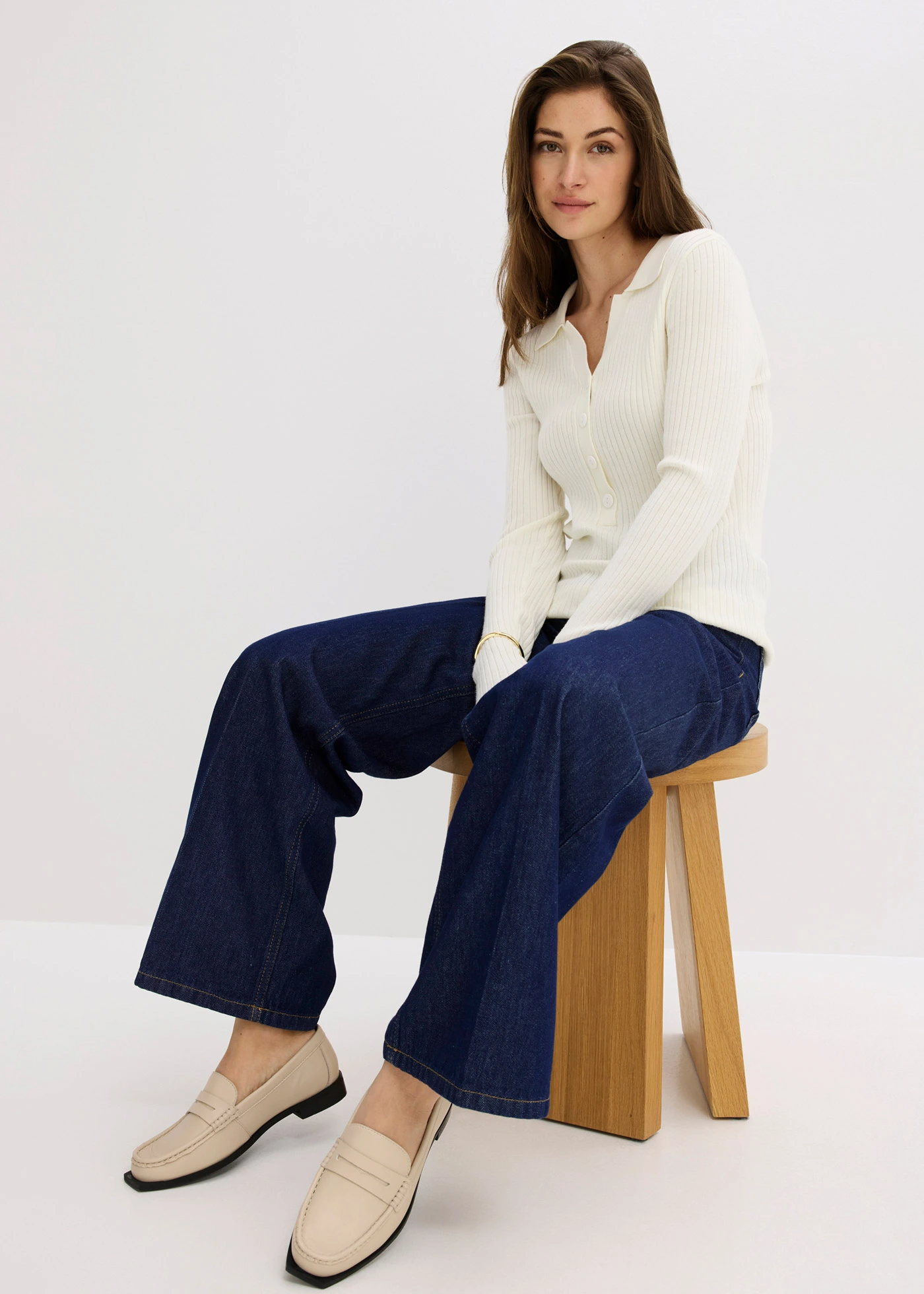 Pull doux en fine maille, viscose majoritaire • ecru • Boutique bonprix