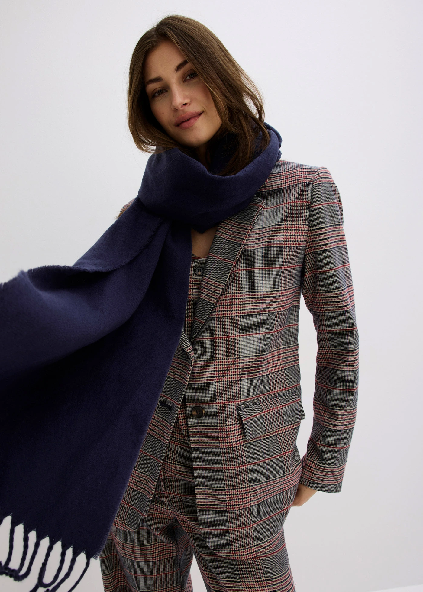 Oversize blejzr • hnědo-béžová kostka • bonprix obchod