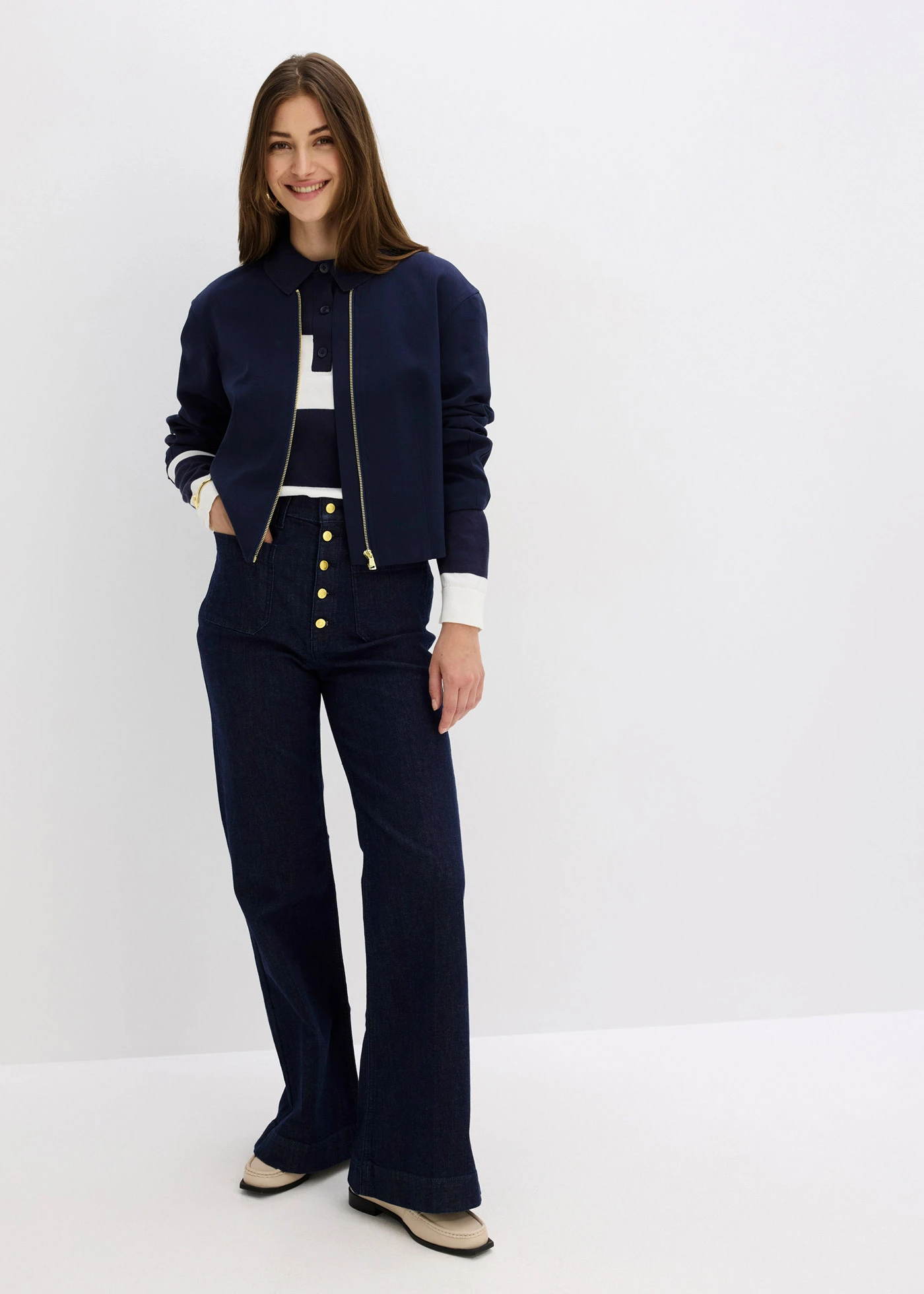 Blugi evazați High Waist • albastru profund denim neprespălat • magazin bonprix