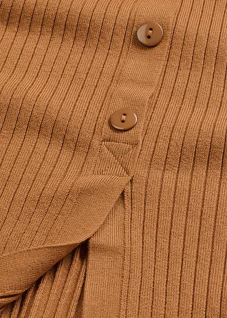 Pletené šaty z měkké viskózové směsi • oříšková • bonprix obchod