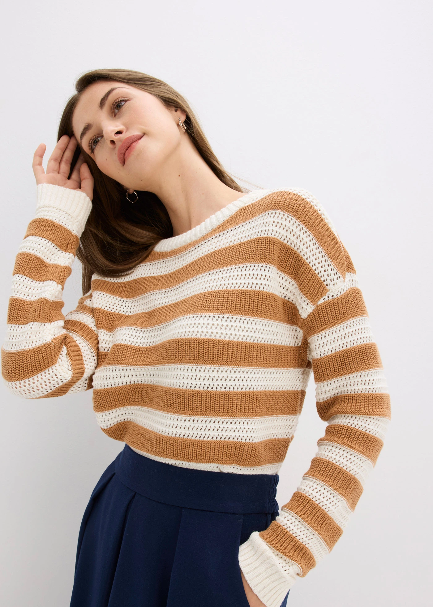 Fustă plisată • bleumarin • magazin bonprix