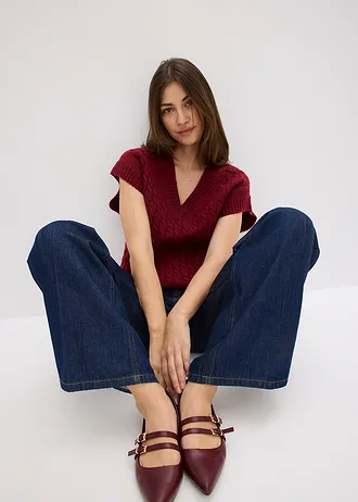 Vesta s copánkovým vzorem • švestkově červená • bonprix obchod