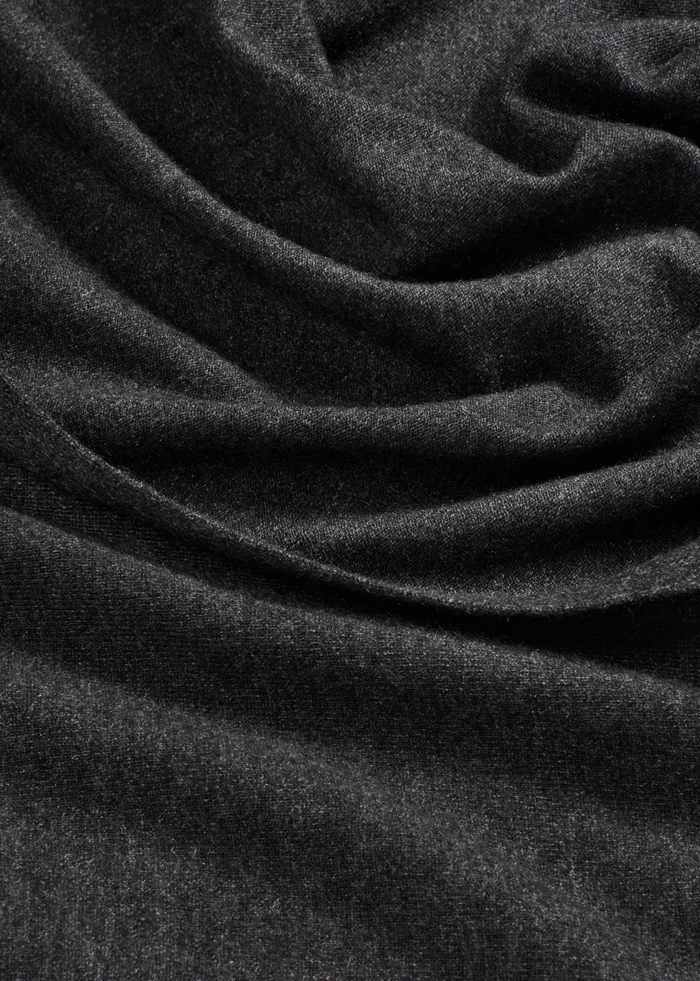 Svetr z jemné pleteniny z měkké viskózové směsi • antracitový melír • bonprix obchod