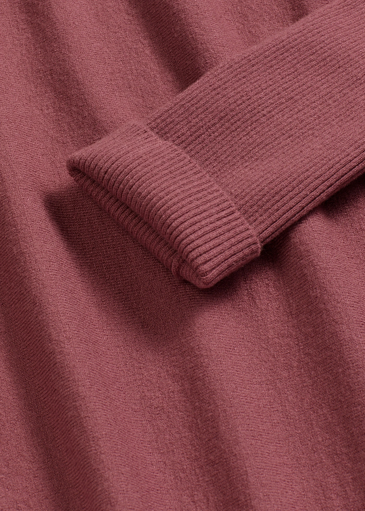 Pull en fine maille, viscose majoritaire • vieux rose • Boutique bonprix