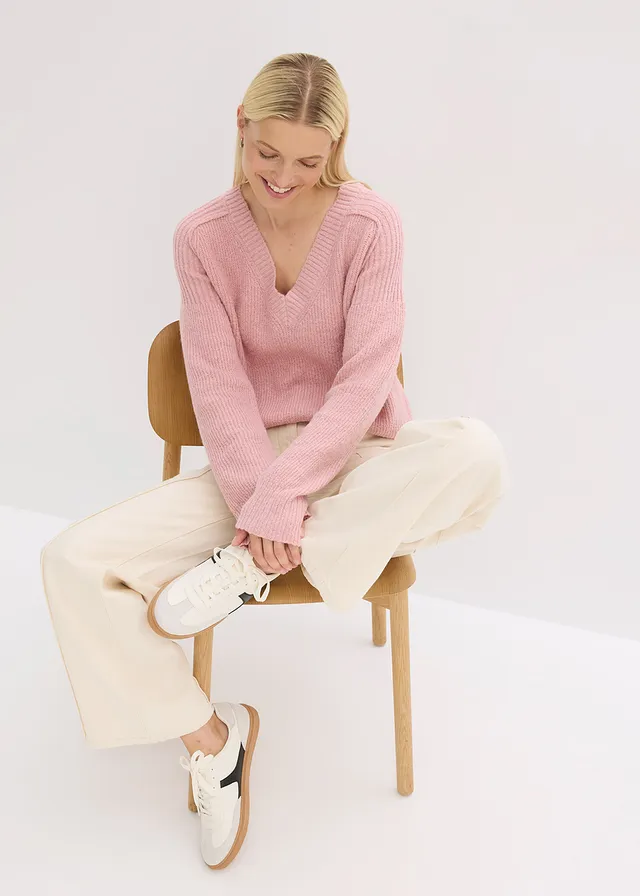 Oversized trui met V-hals • asroze • product-page.page-title-suffix