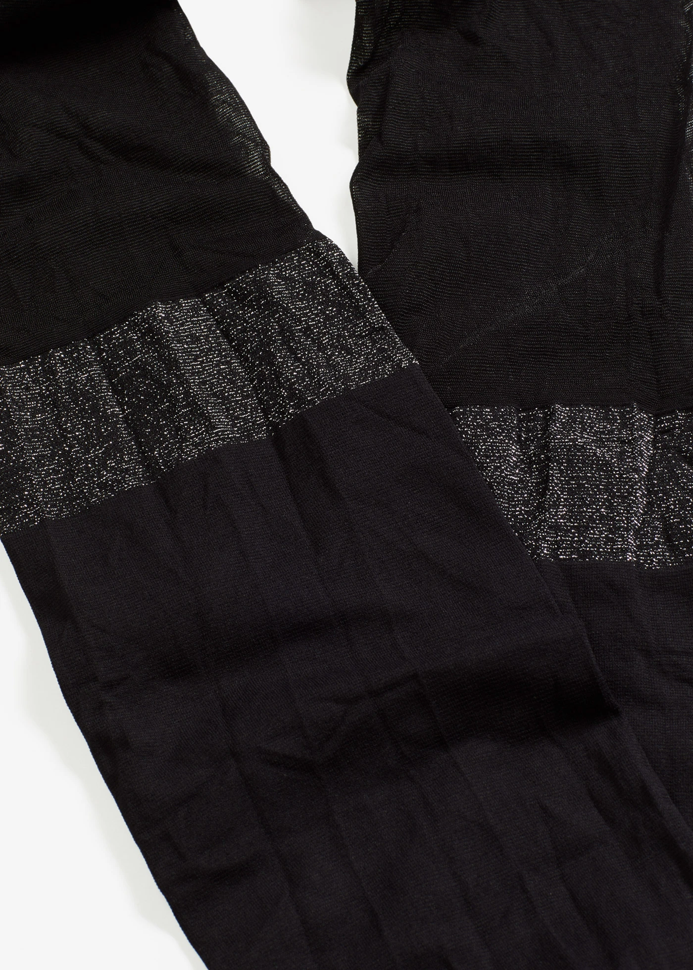 Punčochové kalhoty v nadkolenkovém vzhledu 70 den, s recyklovaným polyamidem • černo-stříbrná • bonprix obchod